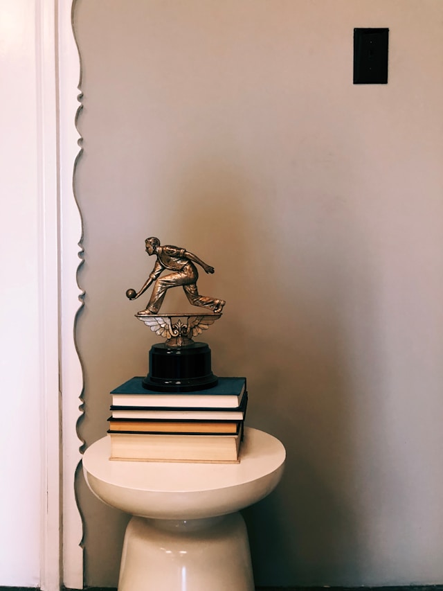 Equestrian Elegance Accent Décor
